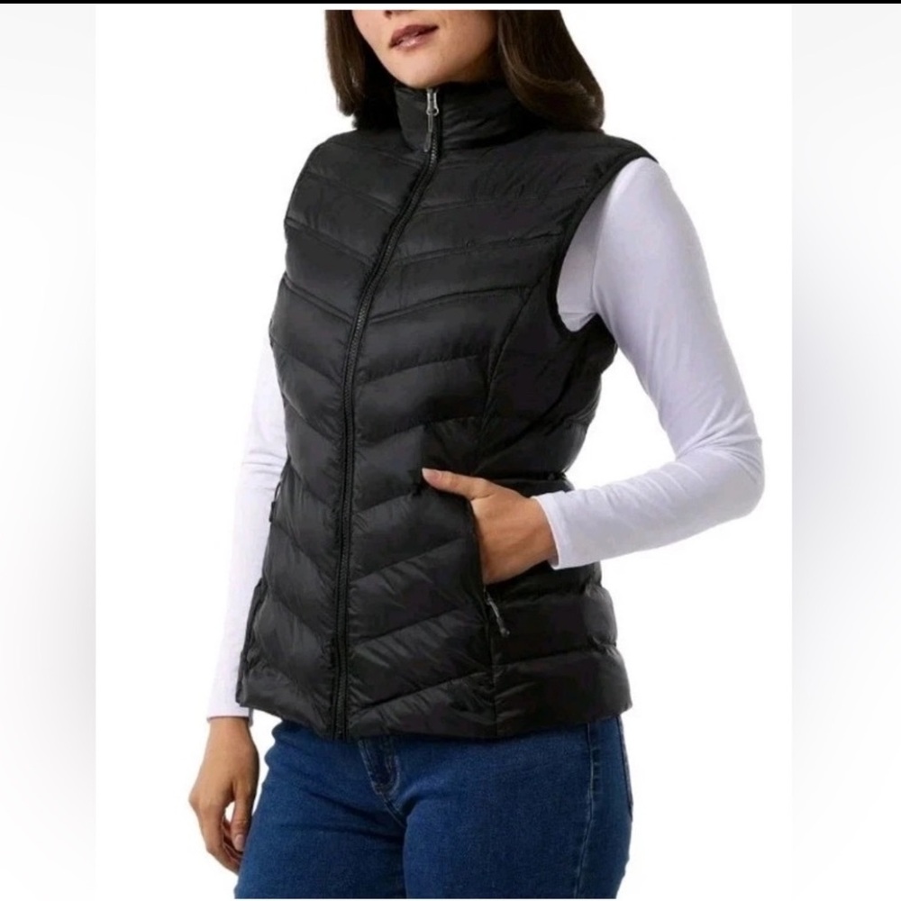 32 Degrees Quilted Black Vest - Picture 1 of 3